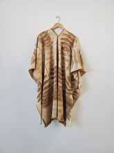 Load image into Gallery viewer, Black Walnut Ruana