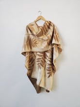 Load image into Gallery viewer, Black Walnut Ruana